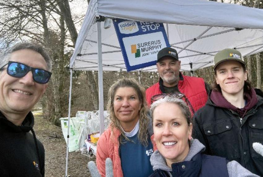 Surerus Murphy Joint Venture’s Ryan Hennessey (far left) with teammates (clockwise from bottom) Raquel Jackson, Natalie Mann, Derek Pickford, and Dillon Wulf.